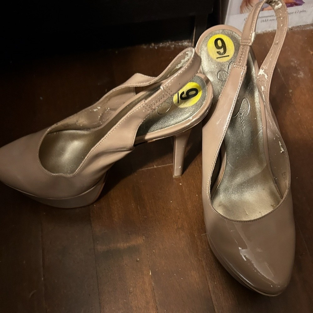 Brand new Jessica Simpson sling back heels